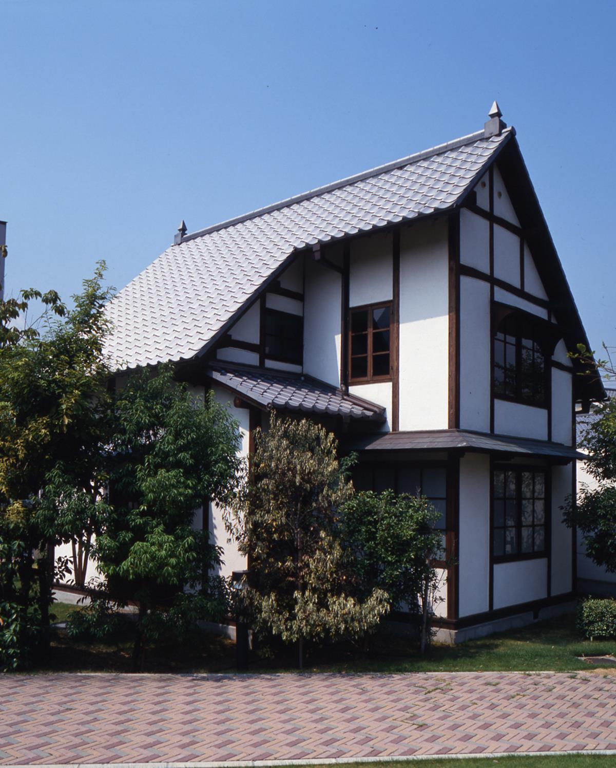 芦屋市立美術博物館